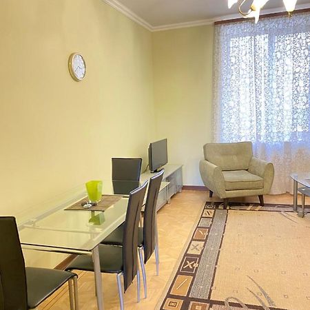 Nice Apartment In City Center Erywań Zewnętrze zdjęcie