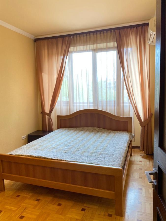 Nice Apartment In City Center Erywań Zewnętrze zdjęcie